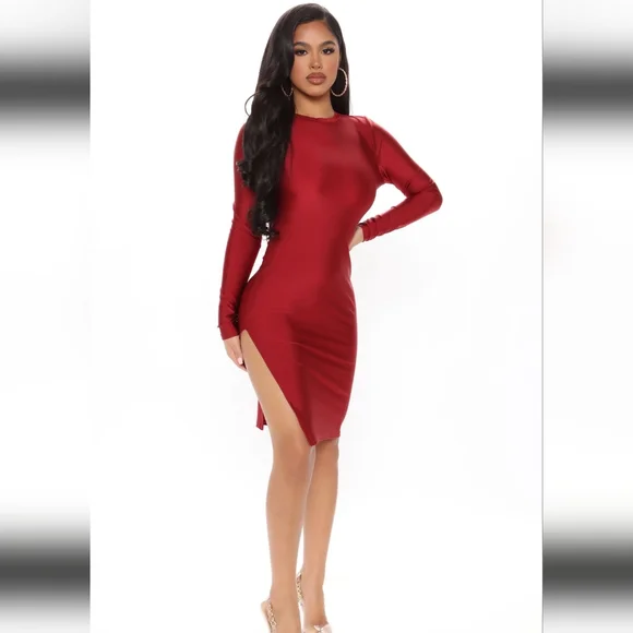 NWT! FASHION NOVA DRESS! - Picture 5 of 9